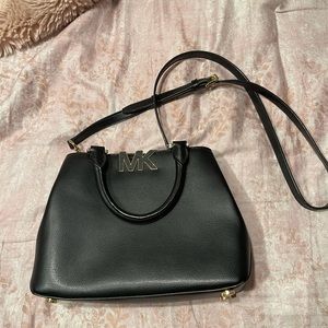 Michael Khors Crossbody Bag